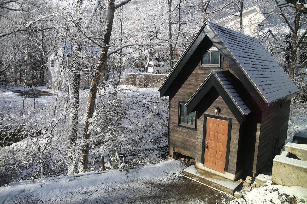 Hotel Villa Hakuba By Hhg Bagian luar foto