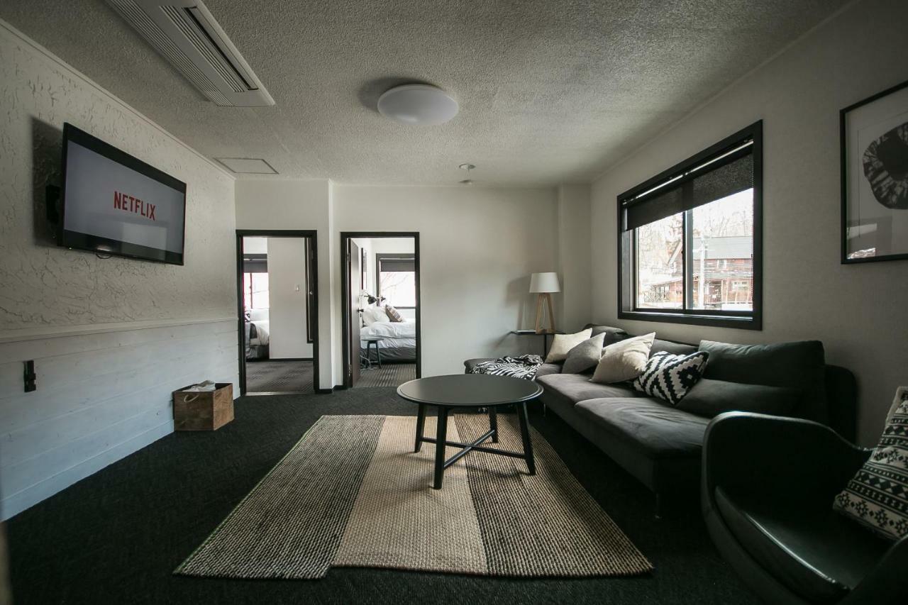 Hotel Villa Hakuba By Hhg Bagian luar foto